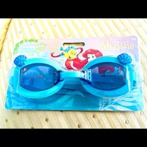 ☀️Disney Store Little Mermaid swim goggles☀️ NEW ☀️